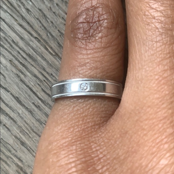 Tiffany & Co. Double Milgrain Ring size 5 - Picture 4 of 5